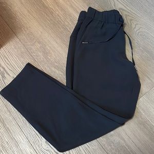 Black Lululemon joggers